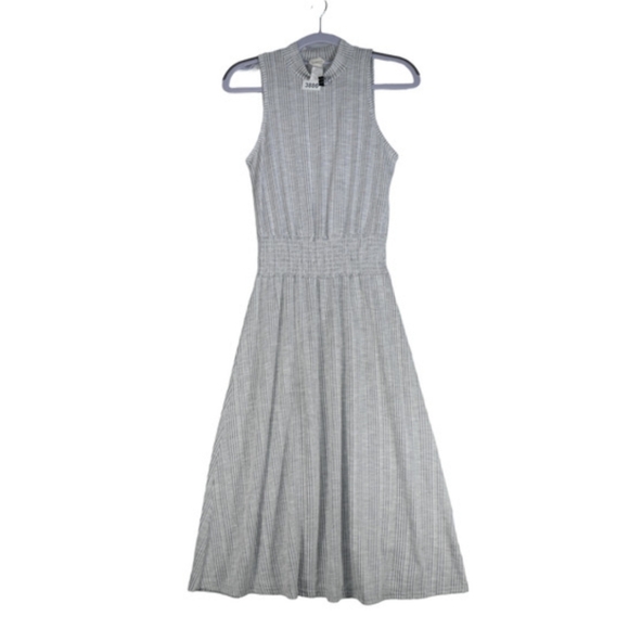 Caution to the Wind Women's Small Gray Ribbed Mock Neck Dress - Picture 9 of 12